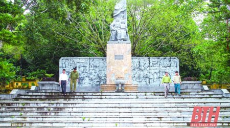 Phát huy truyền thống Chiến khu Du kích Ngọc Trạo, huyện Thạch Thành quyết tâm xây dựng quê hương giàu đẹp, văn minh