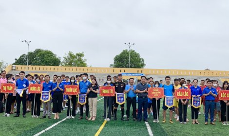 Khai mạc giải bóng đá phong trào thanh niên Hậu Lộc lần thứ nhất năm 2022 