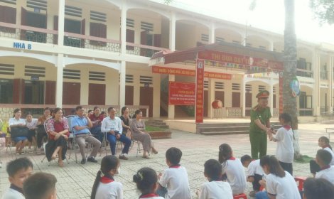 Hội đồng đội huyện Như Thanh: Tập huấn kỹ năng phòng, chống bạo lực, xâm hại trẻ em cho cán bộ chỉ huy Đội và thiếu nhi nòng cốt