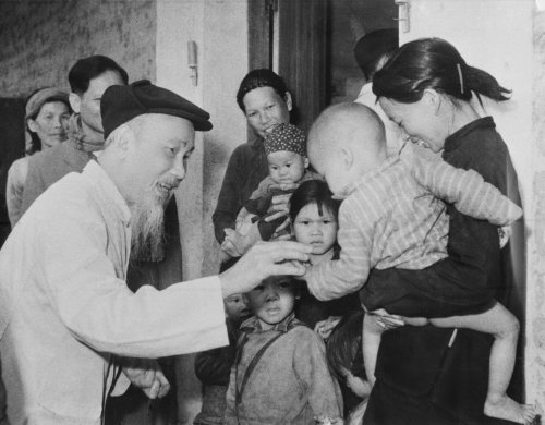 133195428295093146_Chu tich HCM.jpg