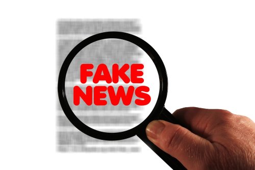 learn-how-to-recognize-and-stop-fake-news.-300x200.jpg