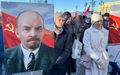 515-224-lenin-1713762455.jpg