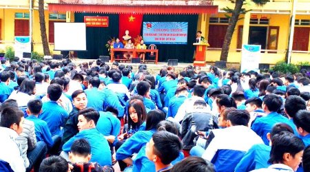 Huyện Đoàn Thọ Xuân phối hợp với Trung tâm HNDN & GTVLTN Thanh Hóa tổ chức Chương trình tư vấn hướng nghiệp, tư vấn tuyển sinh trên địa bàn huyện