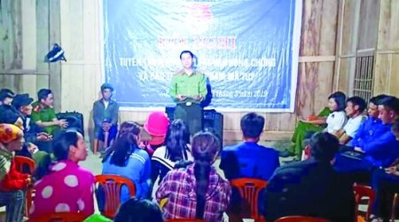 Đẩy mạnh công tác phổ biến, giáo dục pháp luật cho đồng bào vùng dân tộc thiểu số và miền núi