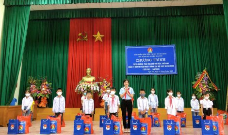 Nga Sơn: Sôi nổi các hoạt động chào mừng kỷ niệm 81 năm Ngày thành lập Đội TNTP Hồ Chí Minh ( 15/5/1941 – 15/5/2022)