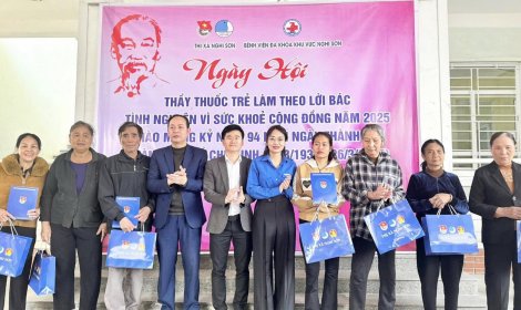 Thị đoàn - Hội LHTN thị xã Nghi Sơn: tổ chức Ngày hội Thầy thuốc trẻ làm theo lời Bác - Tình nguyện vì sức khỏe cộng đồng năm 2025