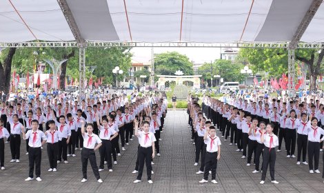 Huyện đoàn Hậu Lộc tổ chức tập huấn kỹ năng phòng, chống bạo lực, xâm hại trẻ em