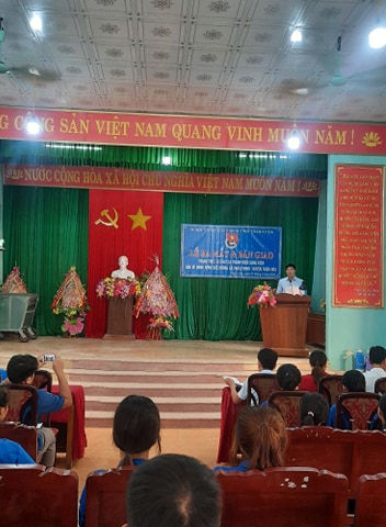 thiệu h&oacute;a ph&aacute;t biểu.jpg