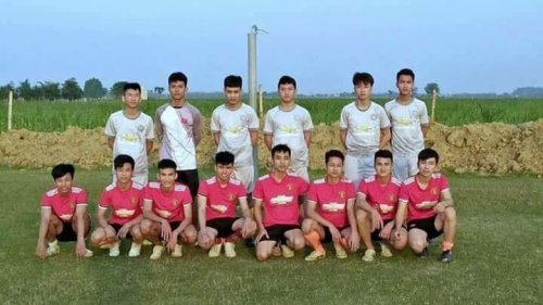 đội trường Nguyễn Qu&aacute;n Nho thiệu h&oacute;a.jpg