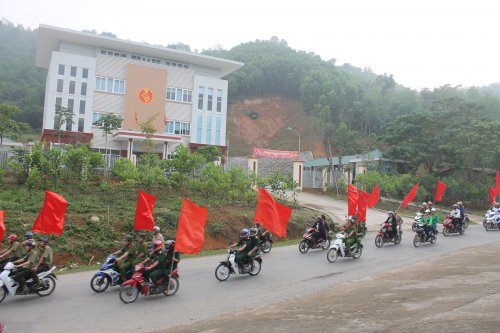 Ảnh tuy&ecirc;n truyền ATGT năm 2018.JPG