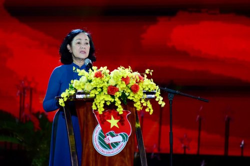 131926155597720425_131925083595256564_dc Mai.jpeg