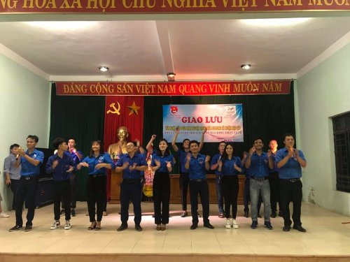 đo&agrave;n vi&ecirc;n thanh ni&ecirc;n huyện hậu lộc giao lưu văn nghệ c&ugrave;ng đo&agrave;n t&igrave;nh nguyện.jpg