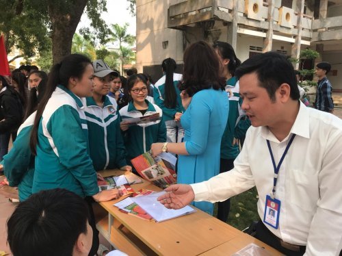 ảnh Lang Ch&aacute;nh.jpg