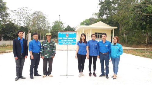 C&ocirc;ng tr&igrave;nh thanh ni&ecirc;n ch&agrave;o mừng 88 năm ng&agrave;y th&agrave;nh lập Đo&agrave;n TNCS Hồ Ch&iacute; Minh.jpg