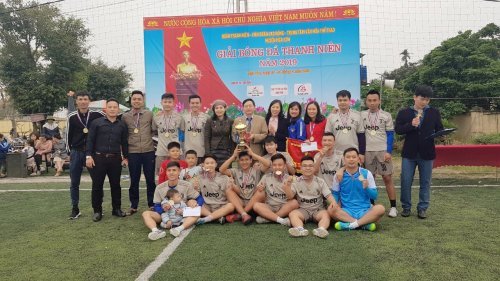 Ảnh H&agrave; Trung.jpg