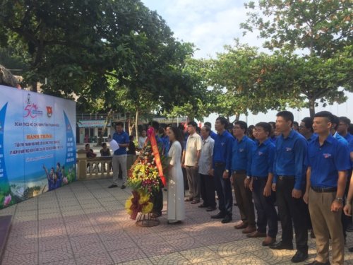 ảnh 2. B&aacute;o c&ocirc;ng.jpg