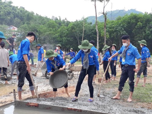 L&agrave;m đường Xu&acirc;n Lộc (3) (1).jpg