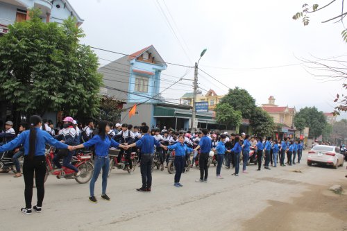 Cổng trường tự to&agrave;n ATGT (1).JPG