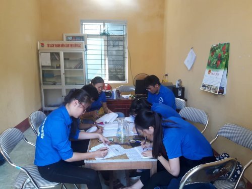 ĐVTN t&igrave;m hiểu PL, huyện Tĩnh Gia.jpg