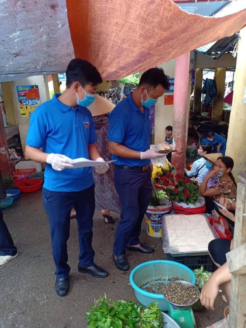 C&agrave;i đặt ở chợ.jpg