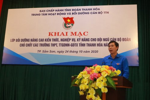 Đồng ch&iacute; Nguyễn Hữu Tuất - Ph&oacute; B&iacute; thư Tỉnh đo&agrave;n ph&aacute;t biểu khai mạc lớp Tập huấn.JPG