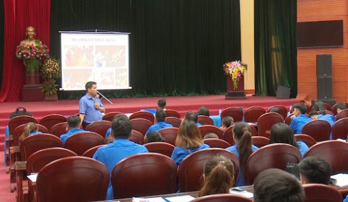 Đo&agrave;n khối.jpg