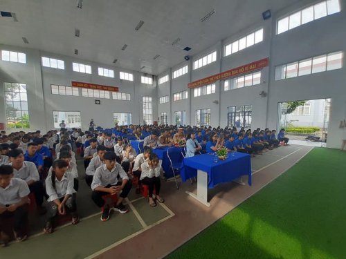quảng xương.jpg