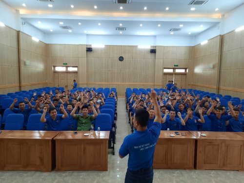 Thường Xu&acirc;n .jpg