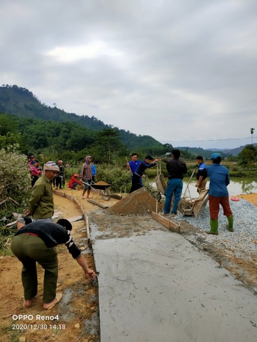 ảnh 1 con đường đ&atilde; được ho&agrave;n thiện một phần.jpg