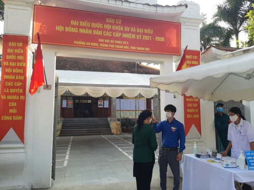 Đo&agrave;n C&ocirc;ng ty TNHH Medlatec tham gia đảm bảo ph&ograve;ng chống dịch bệnh Covid19..jpg