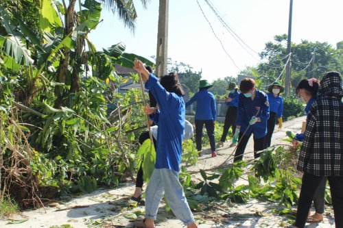 z2566066155024_62fadc0c44af14e6c1501507f786fc59 - Copy.jpg