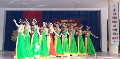 ảnh  diễn đ&agrave;n XDTBĐ - Thường Xu&acirc;n.jpg