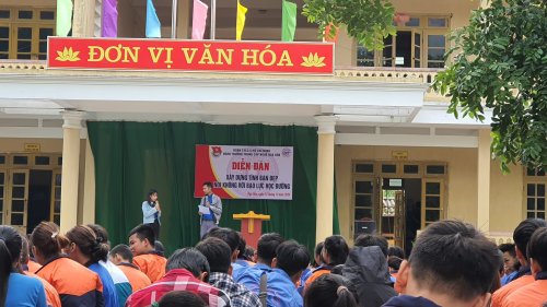 xd t&igrave;nh bạn đẹp.jpg