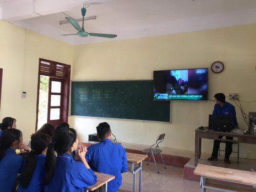 hoằng h&oacute;a.jpg