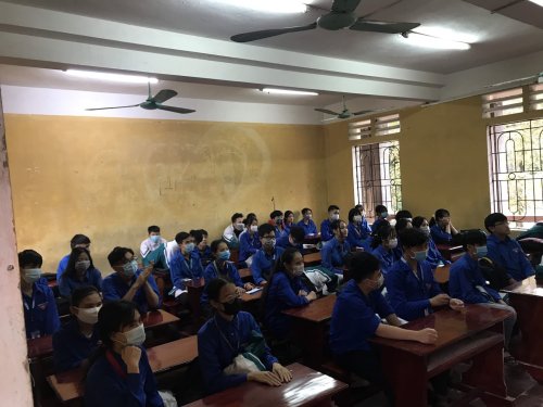 H&agrave; Trung 2.jpg