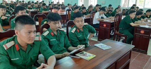 Chỉ huy 2.jpg