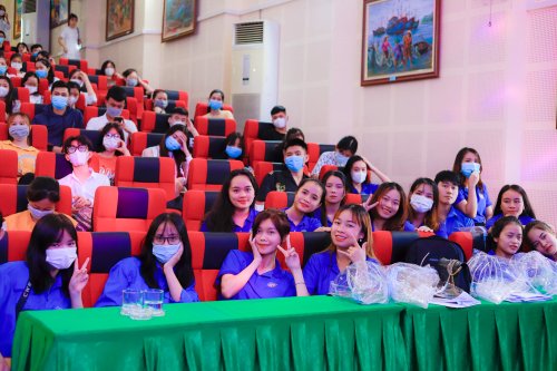 đại học văn ho&aacute; thể thao du lịch.jpg