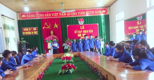 Thanh H&ograve;a.jpg