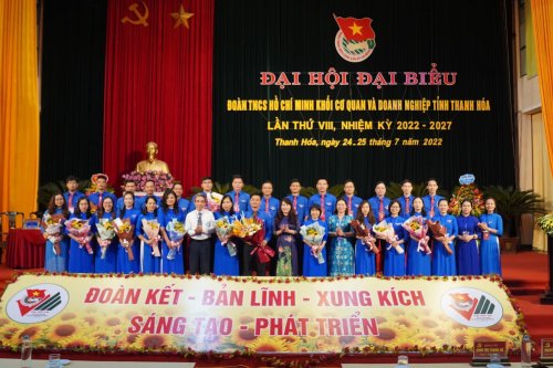 BCH Đo&agrave;n Khối kh&oacute;a VIII ra mắt.jpg