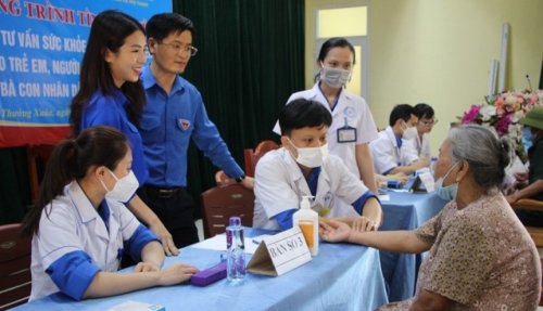1.1. H&igrave;nh ảnh đội h&igrave;nh 1.jpg