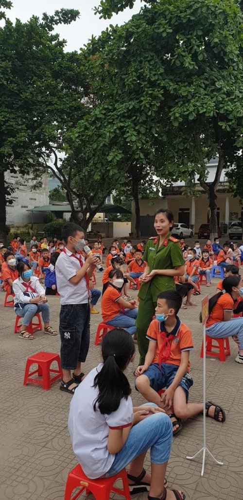 Đ&ocirc;ng Sơn chốt.jpg