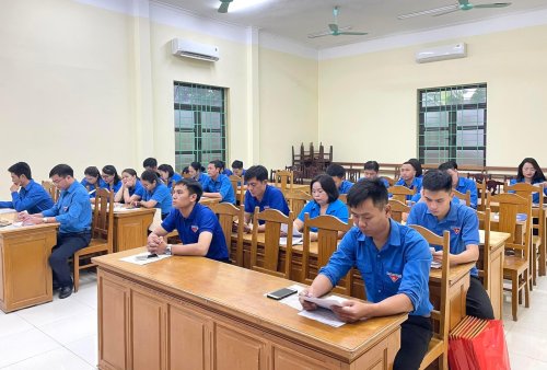 UBKT gs tại quảng xương 2.jpg