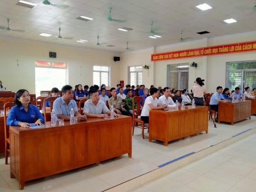 ubkt gs tại thạch th&agrave;nh.jpg