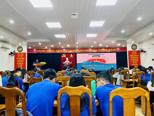 ảnh trường VHTTDL.jpg