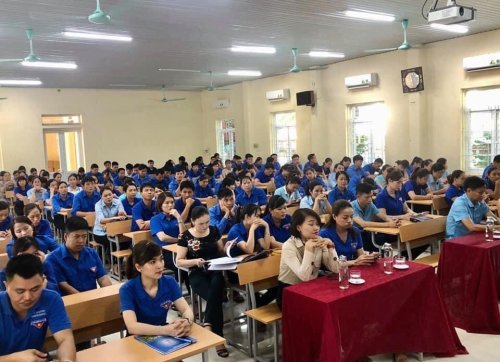 tại điểm cầu thọ xu&acirc;n.jpg