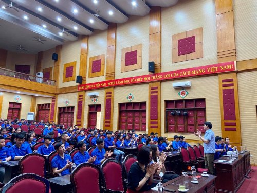 cẩm thuỷ.jpg