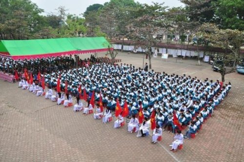 Lê văn hưu.jpg