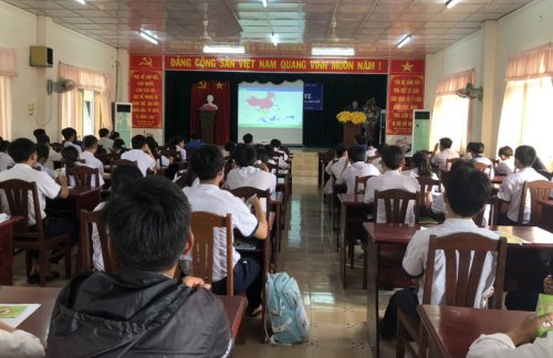Tuy&ecirc;n truyền biển đảo huyện Thiệu H&oacute;a đợt 1.jpg