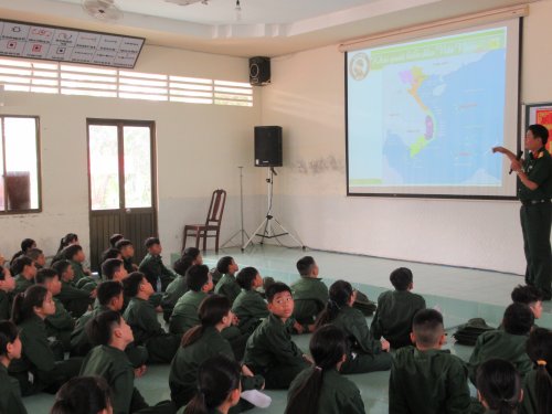 BĐBP Tuy&ecirc;n truyền biển đảo.JPG