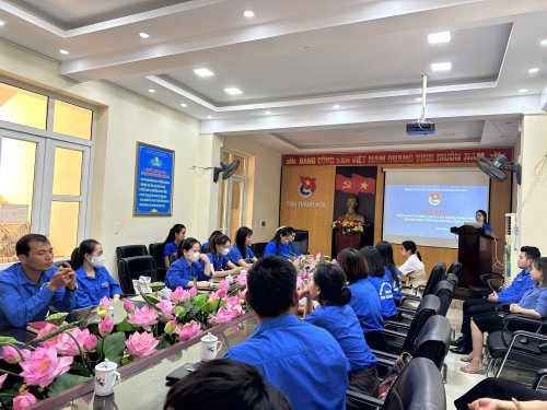 to&agrave;n cảnh.jpg